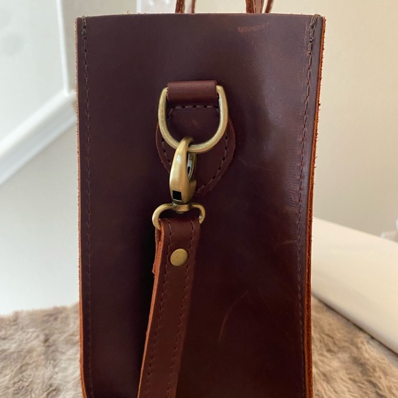 Portland Leather LOLA CROSSBODY TOTE - Picture 6 of 10